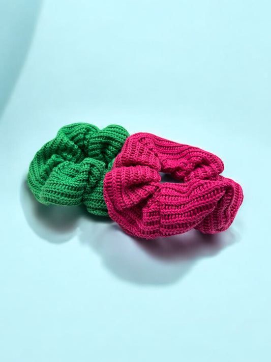 KNIT SCRUNCHY