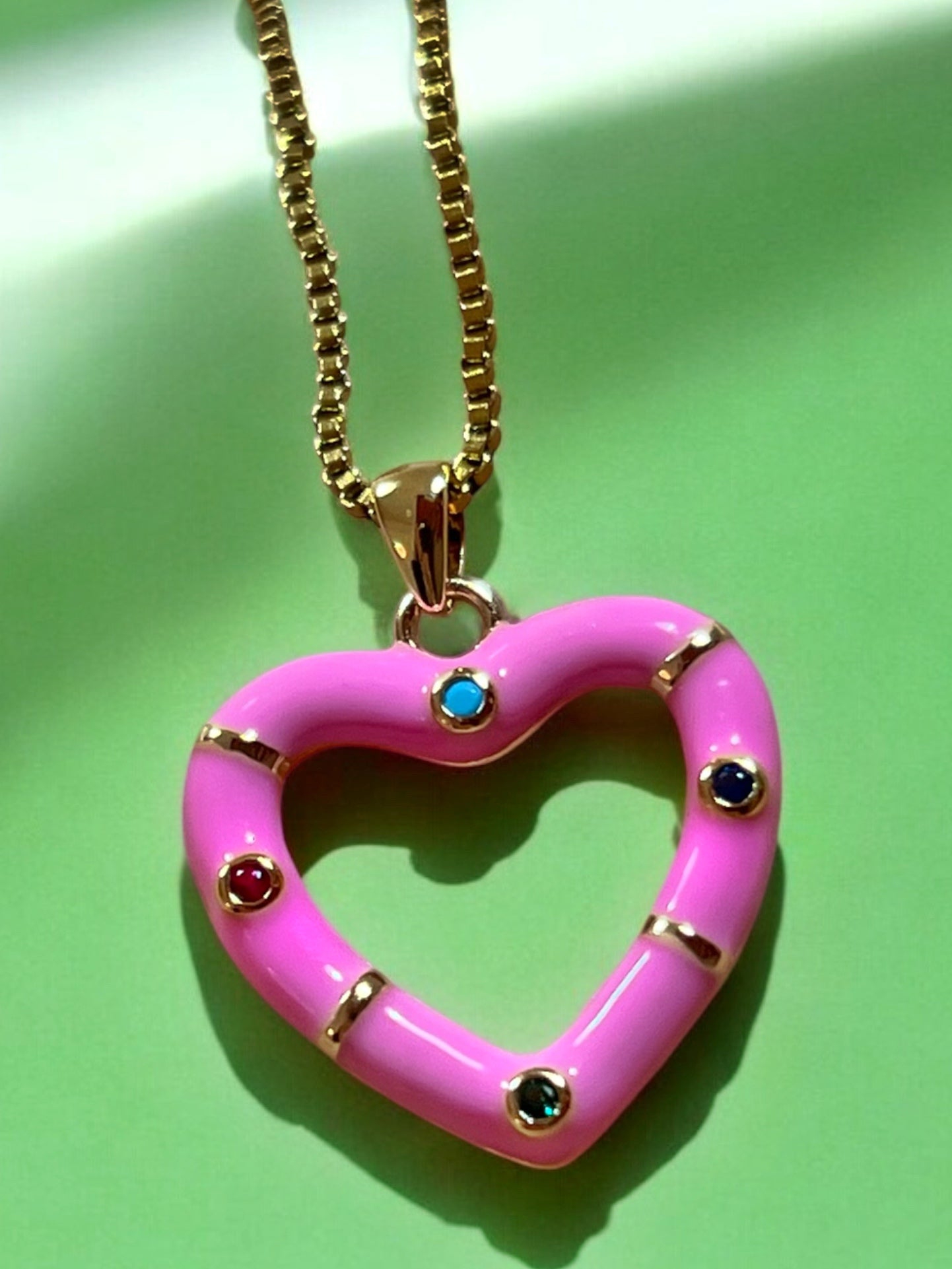 PINK HEART NECKLACE